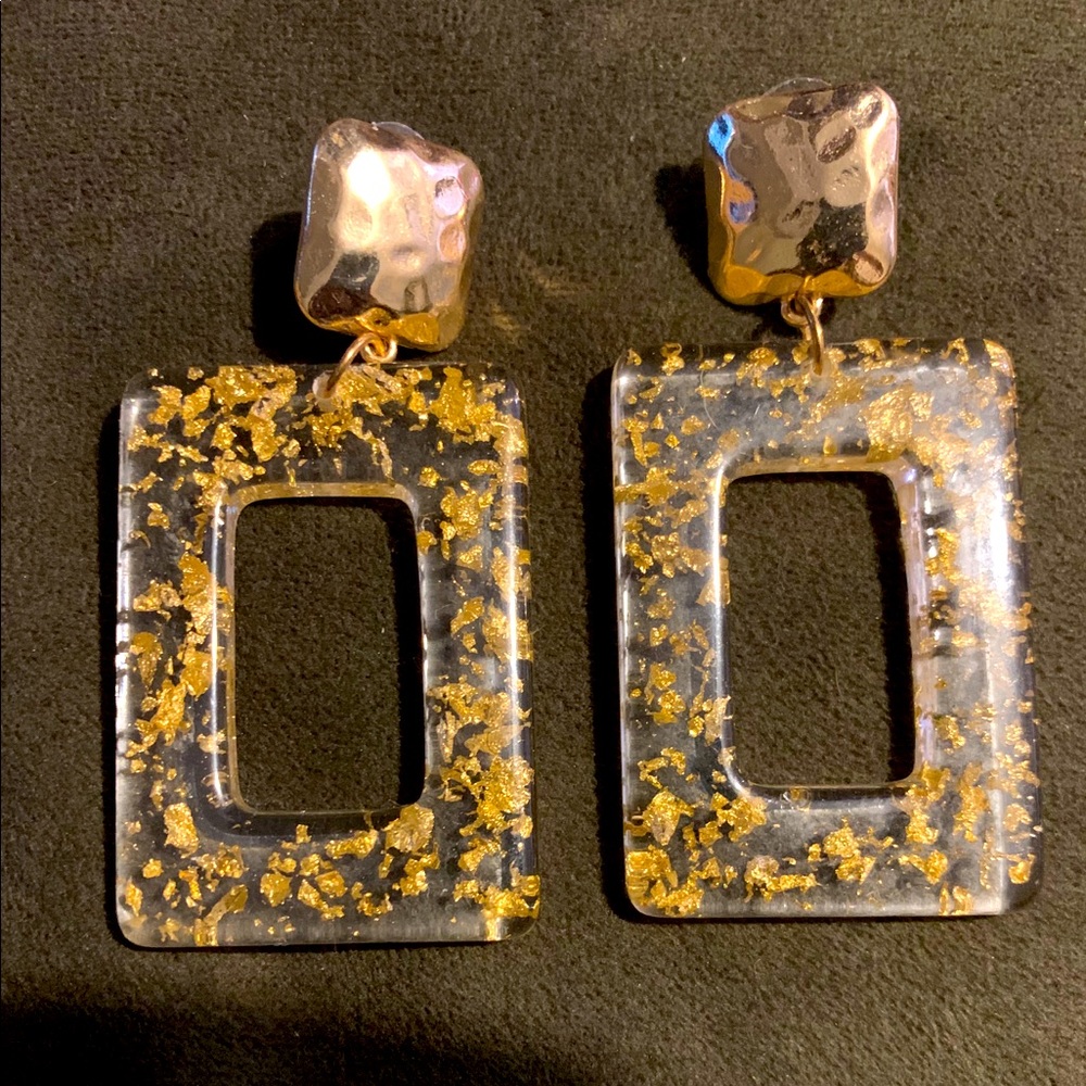 Gold earrings